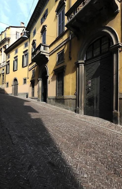 **  Antica Dimora Bed & Breakfast Bergamo İtalya