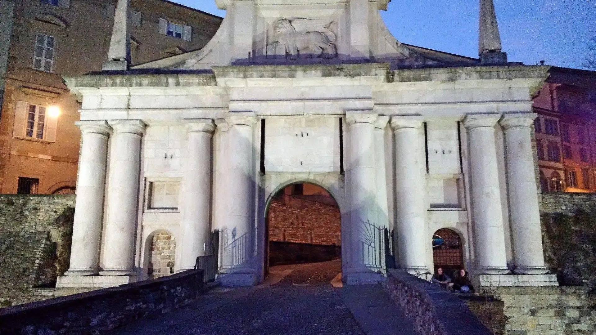 Antica Dimora Bed & Breakfast Bergamo 2*,